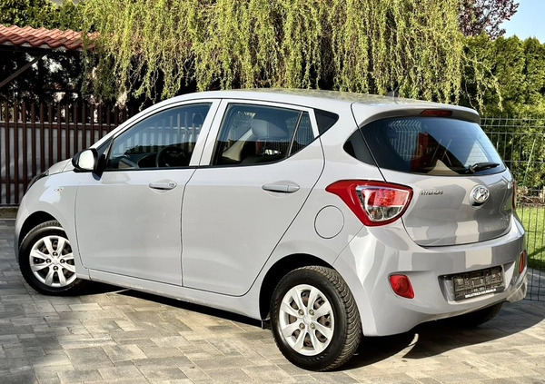 Hyundai i10 cena 24900 przebieg: 140000, rok produkcji 2015 z Białobrzegi małe 596